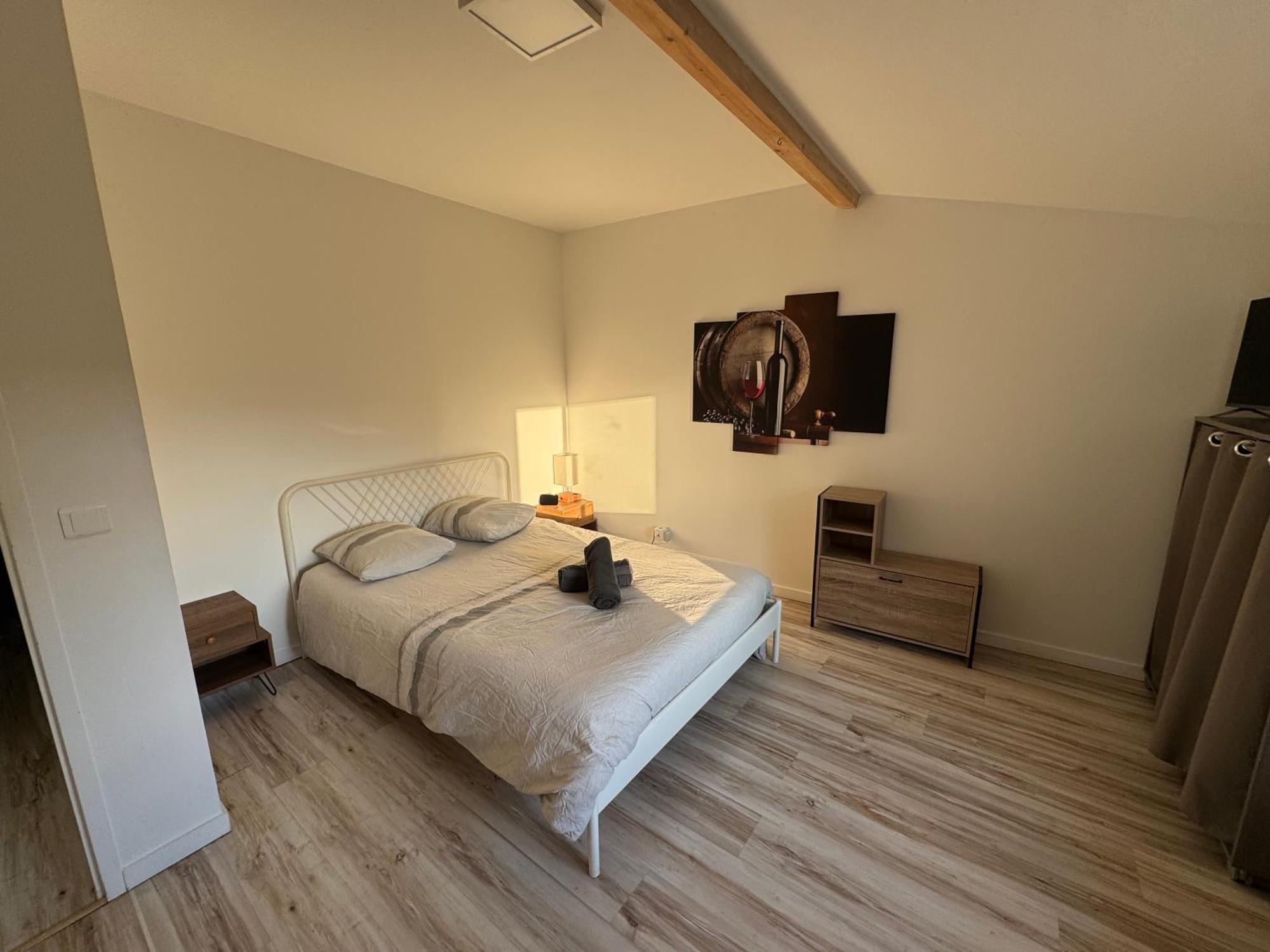 Bed To Rent - Maison Calme Avec Jacuzzi Sous Supplement Bordeaux Exterior foto