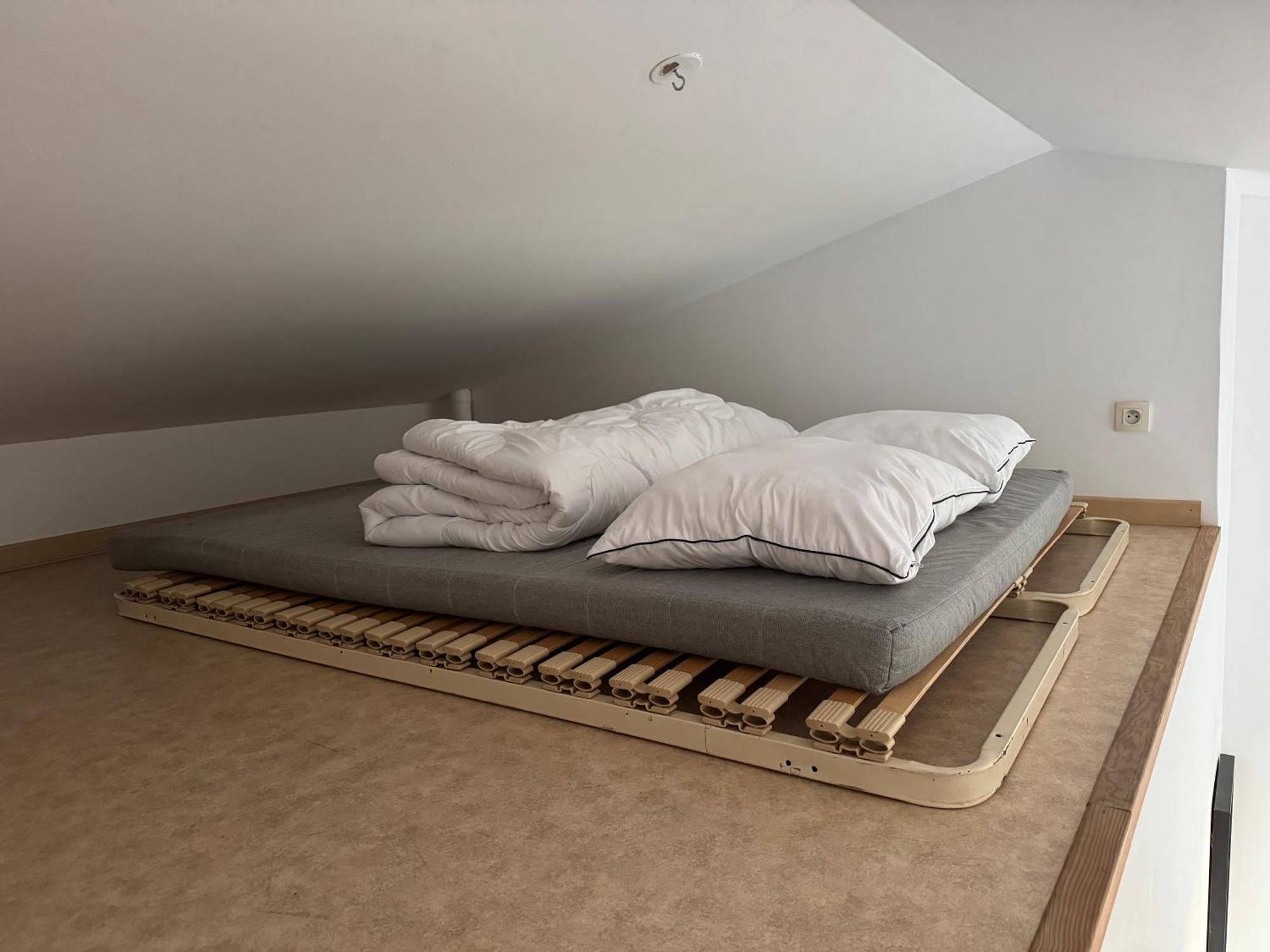 Bed To Rent - Maison Calme Avec Jacuzzi Sous Supplement Bordeaux Exterior foto